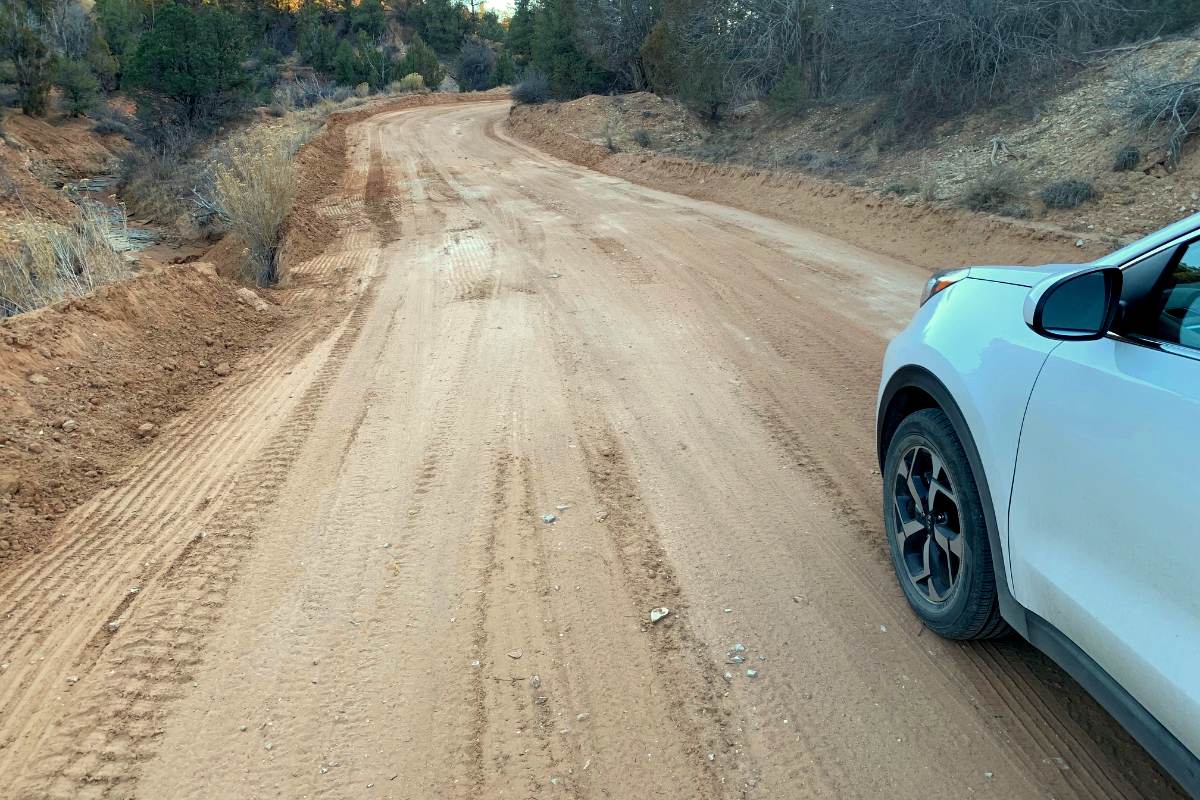 Skutumpah Road