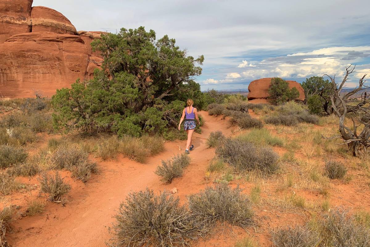 Broken Arch Trail